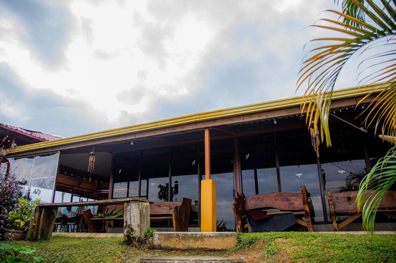 Pacuare Mountain Lodge Tres Equis Kültér fotó